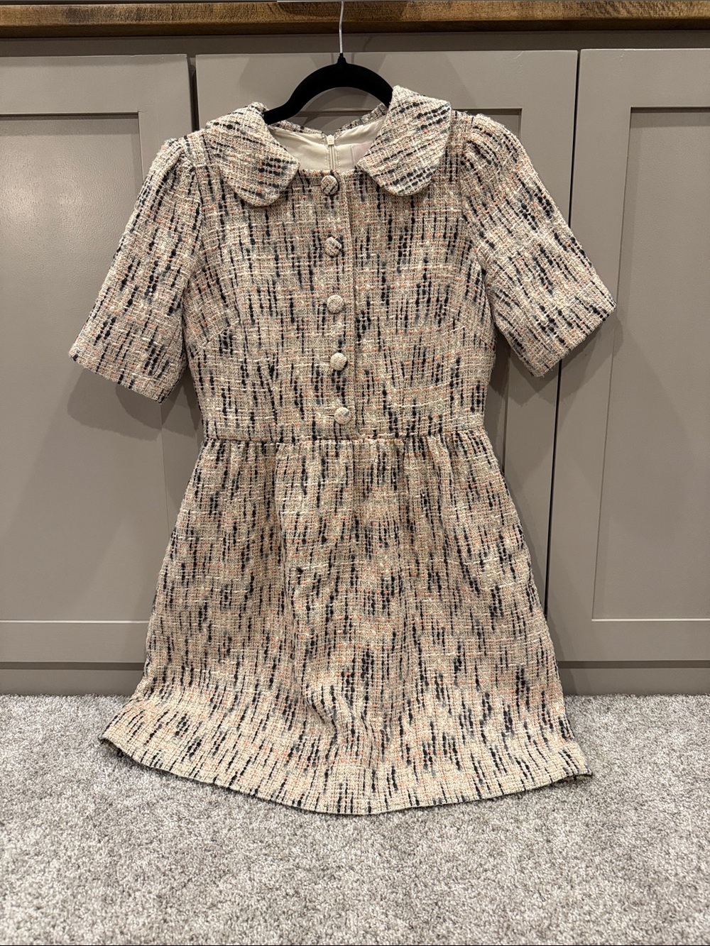 Gal Meets Glam Paige Cutaway Collar Dress